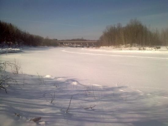 la rivière Etchemin qui borde le domaine de ski 